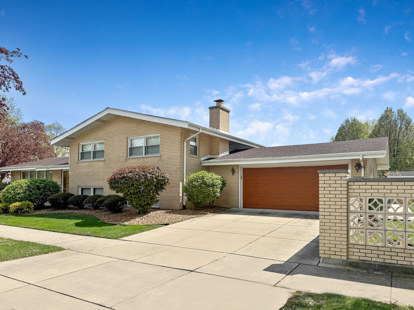 Property Photo: 9700 S Kolmar Avenue IL 60453