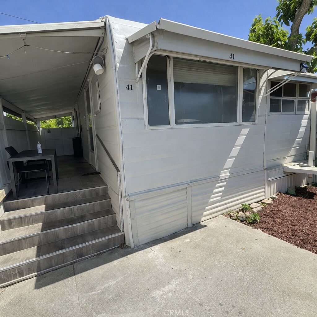 Property Photo: 501 W Ramsey St 41 CA 92220