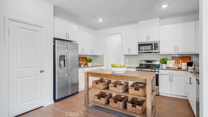 Property Photo:  17882 Hawes Court  CA 92345 