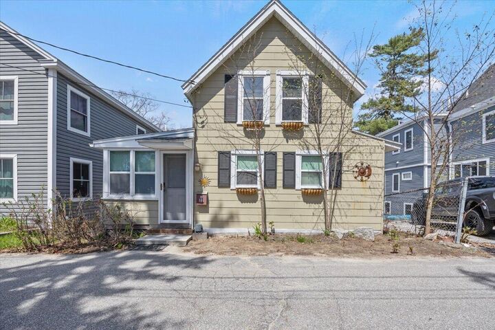 Property Photo:  22 Wesley Avenue  ME 04064 