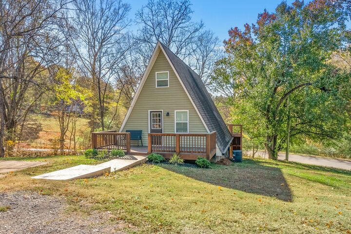 Property Photo:  389 Harper Rd  TN 37043 