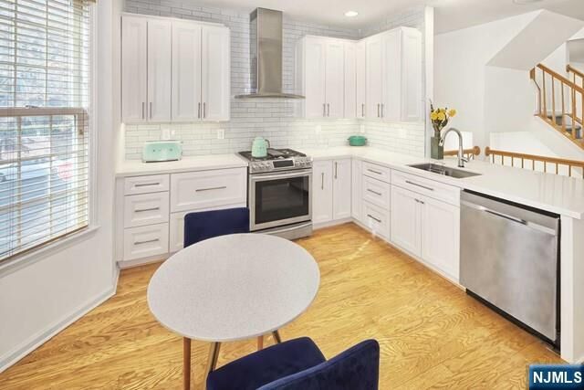 Property Photo:  453 Albany Court  NJ 07093 
