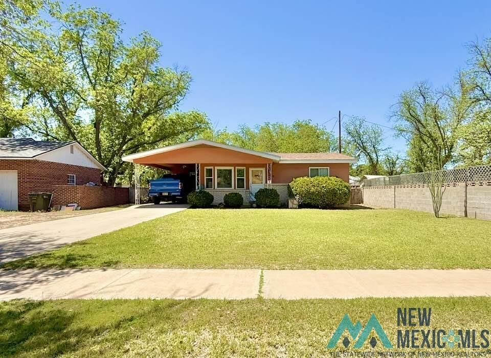 Property Photo: 1113 N Eddy Street NM 88220