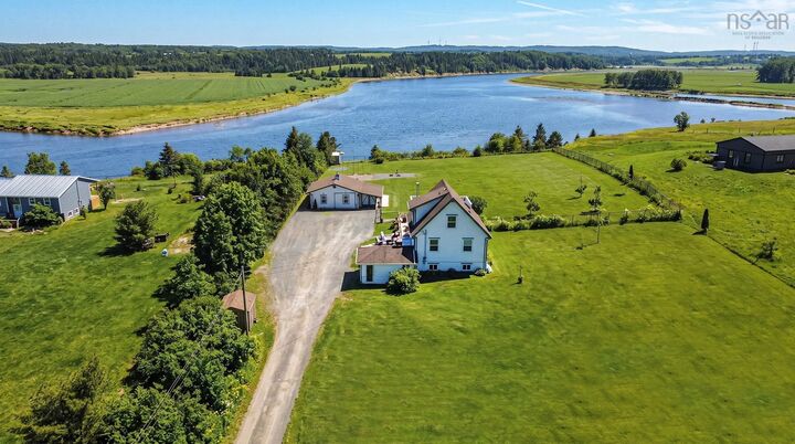 Property Photo:  1158 Avondale Road  NS B0N 2A0 