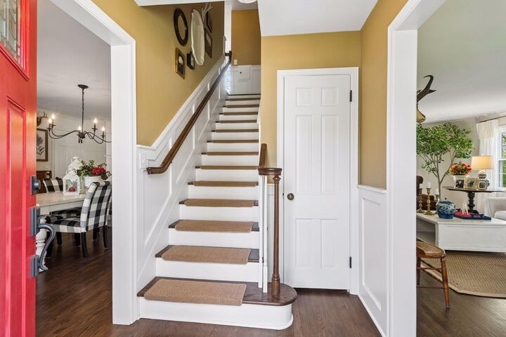 Property Photo:  516 Shadyway Road  MN 55391 