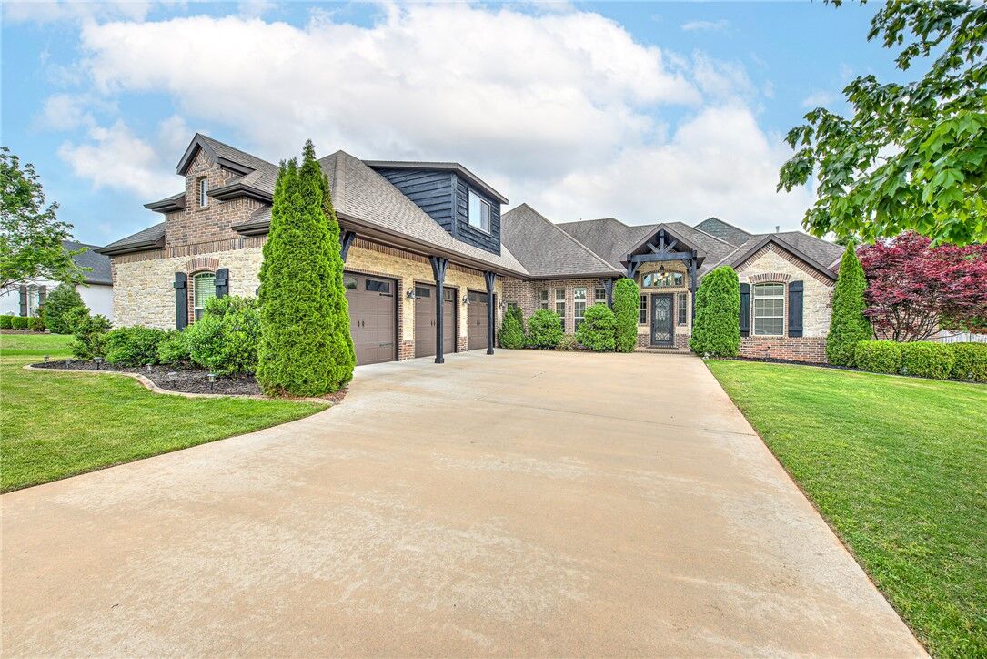 Property Photo:  4951 Sagely Lane  AR 72703 