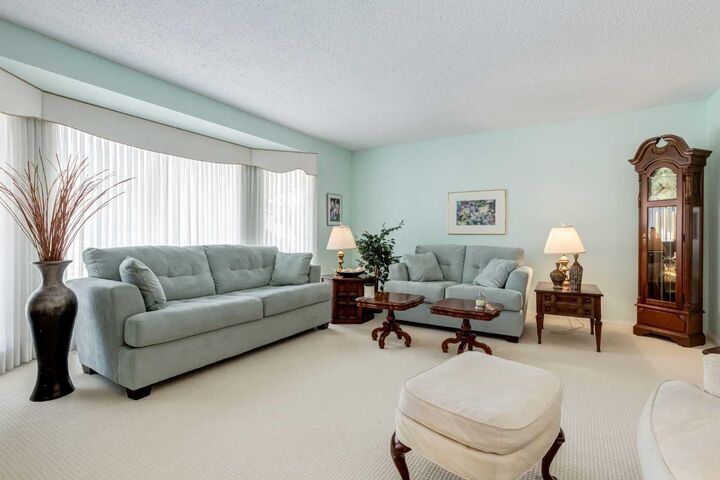 Property Photo:  107 Valhalla Crescent NW  AB T3A 1Z7 