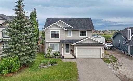 Property Photo:  529 Railway Avenue  AB T0J 1X1 