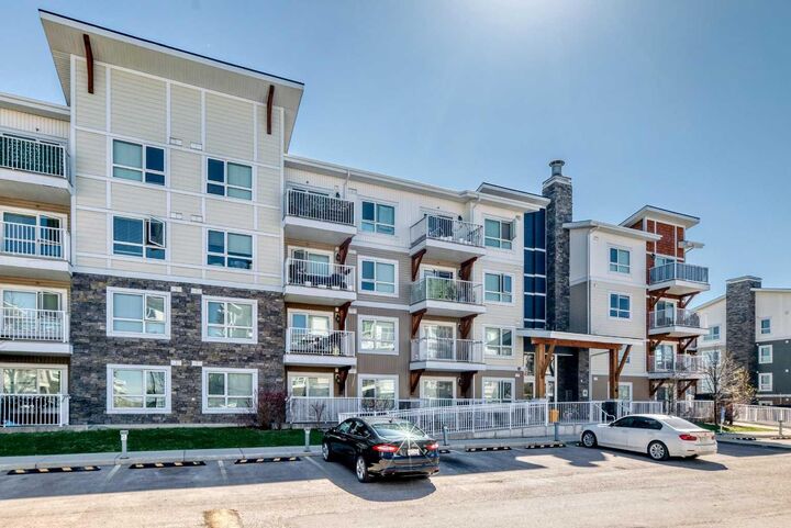 Property Photo: 302 Skyview Ranch Drive NE 6409 AB T3N 0P5