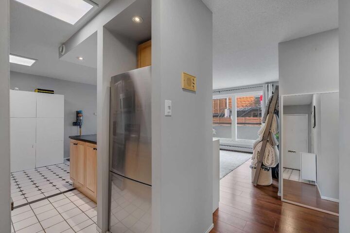 Property Photo:  903 19 Avenue SW 307  AB T2T 0H8 