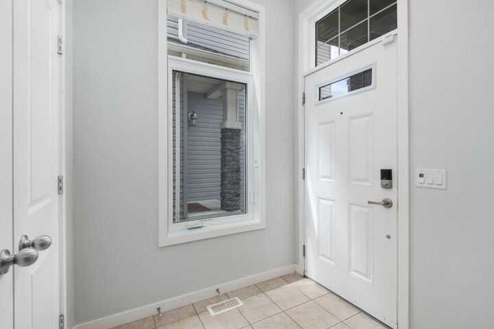 Property Photo:  318 Kincora Glen Rise NW  AB T3R 0B5 