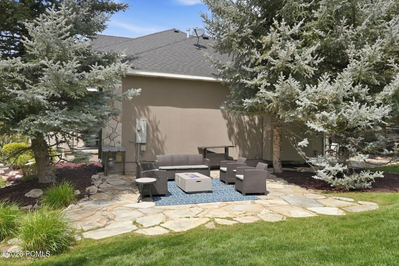 Property Photo:  2526 Broken Hill Drive  UT 84098 