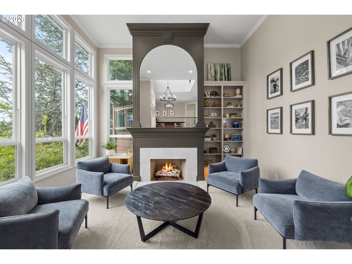Property Photo:  745 SW 67th Pl  OR 97225 