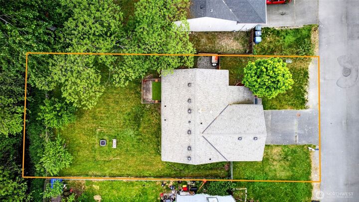Property Photo:  10224  10th Avenue Ct S  WA 98444 