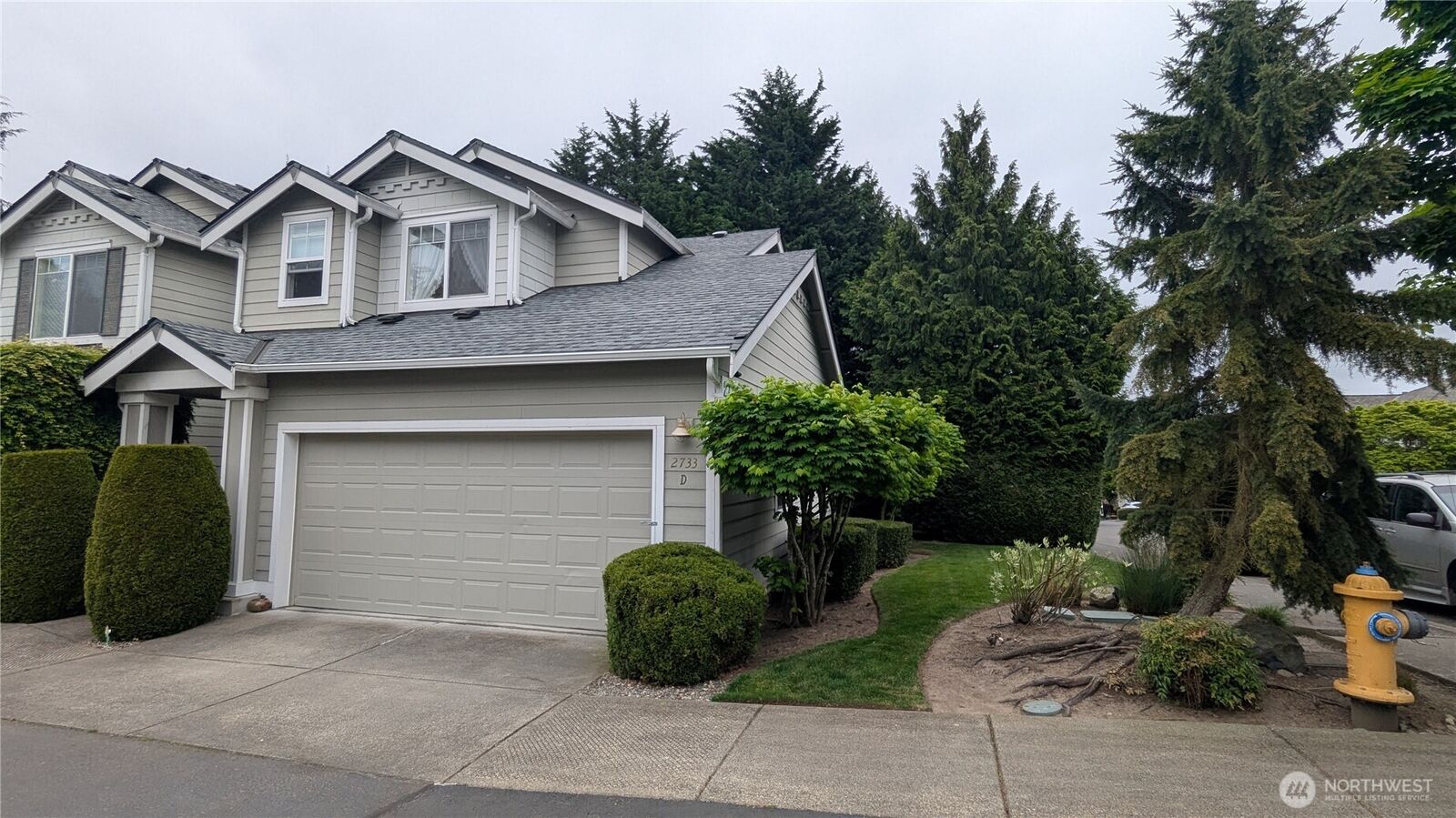 Property Photo: 2733 143rd Street SW D WA 98087