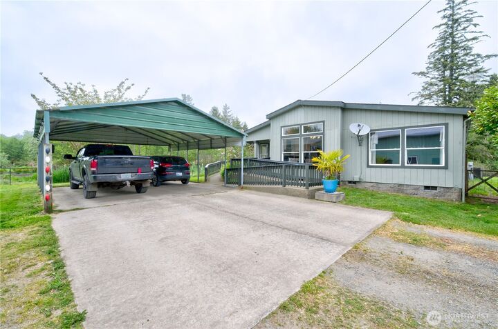 Property Photo:  10419  Sandridge Road  WA 98631 