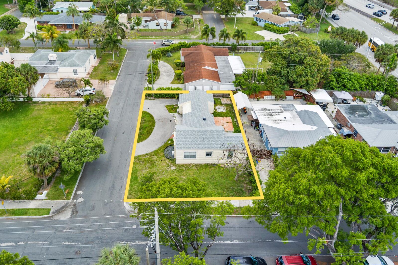 Property Photo:  1048 Van Deventer Street  FL 33405 