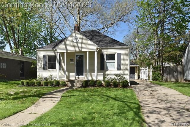 Property Photo:  2659 Ellwood Avenue  MI 48072 