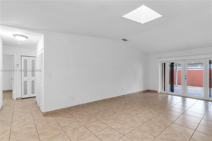 Property Photo:  5655 SW 139th Pl  FL 33183 