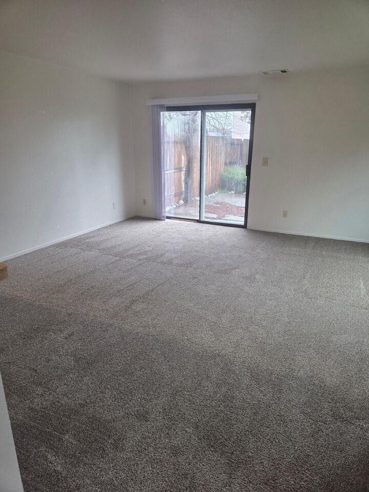 Property Photo:  2053 Charade Way  CA 96003 