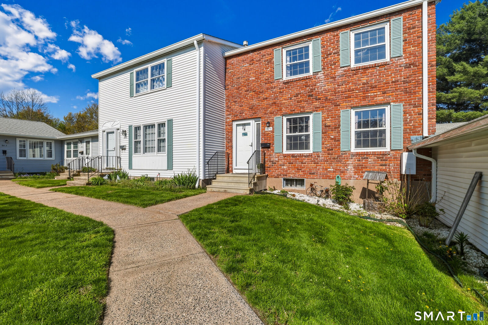 Property Photo:  86 Ambassador Drive A  CT 06042 