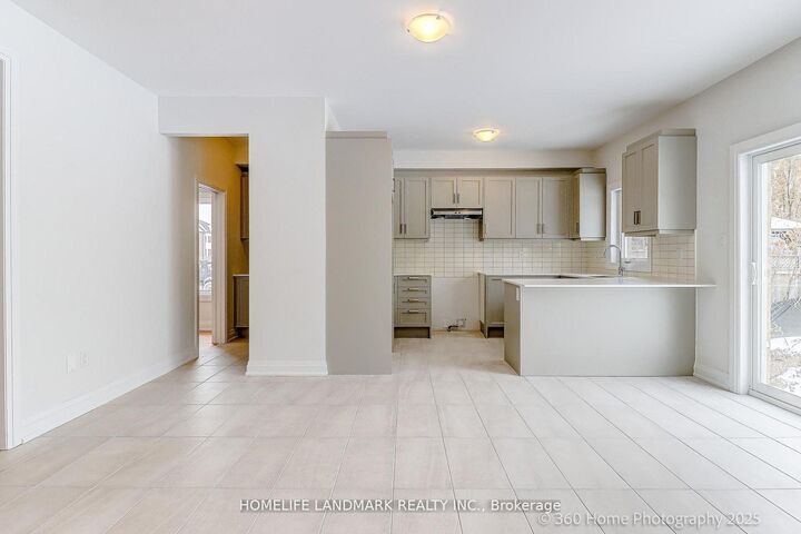 Property Photo: 219 Seguin Street ON L4E 1N7