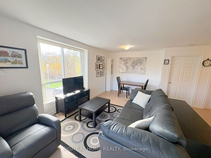Property Photo: 2000 Creekside Drive 202 ON L9H 7S7