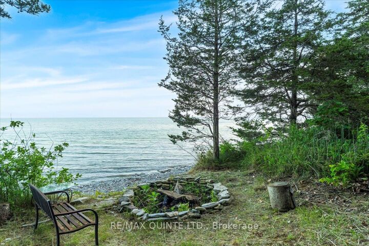 Property Photo: 102 Dorenberg Lane ON K0K 2T0