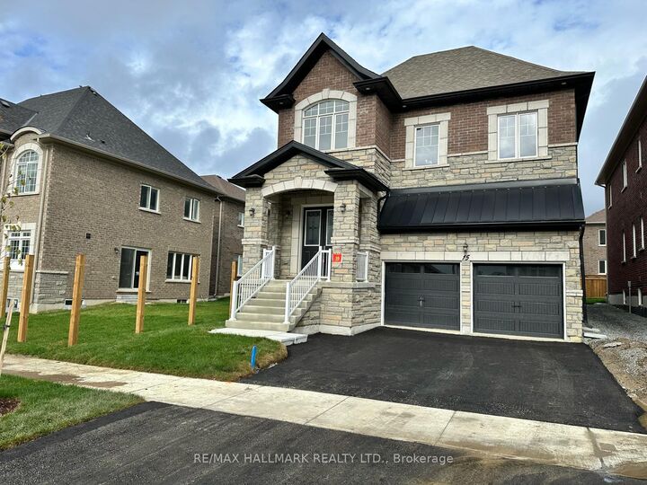 15 Aida Place N — photo 1