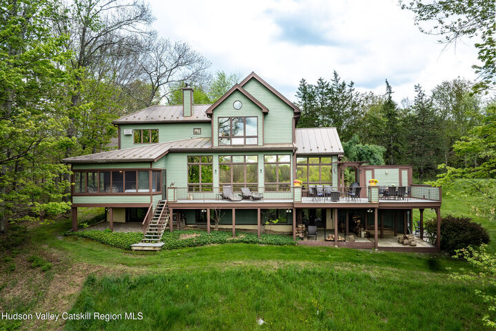 Property Photo:  25 River Park  NY 12561 