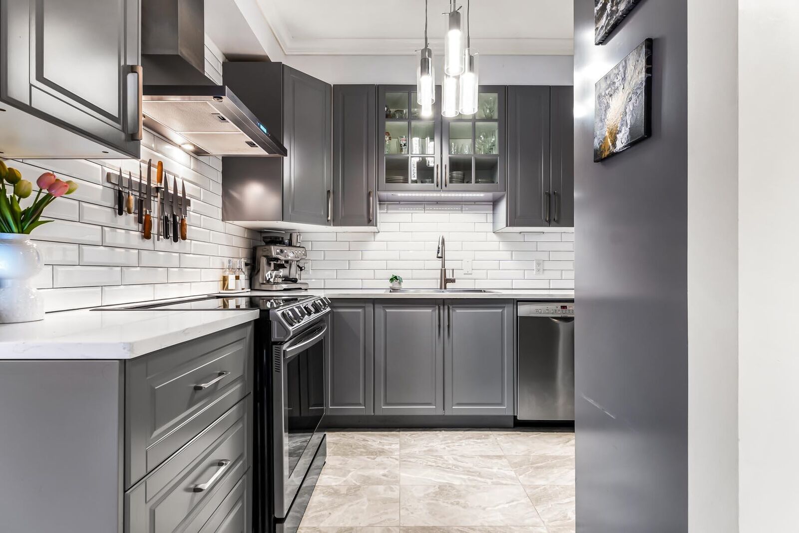 Property Photo:  815 First Street 204  BC V3L 2H7 