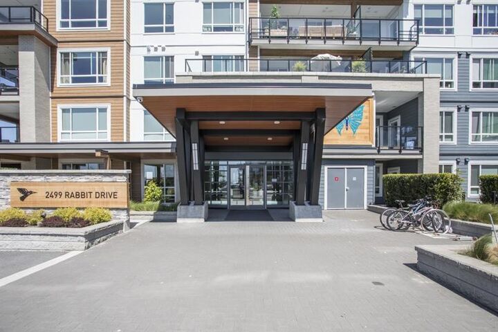 Property Photo:  2499 Rabbit Drive 306  BC V4M 0G4 