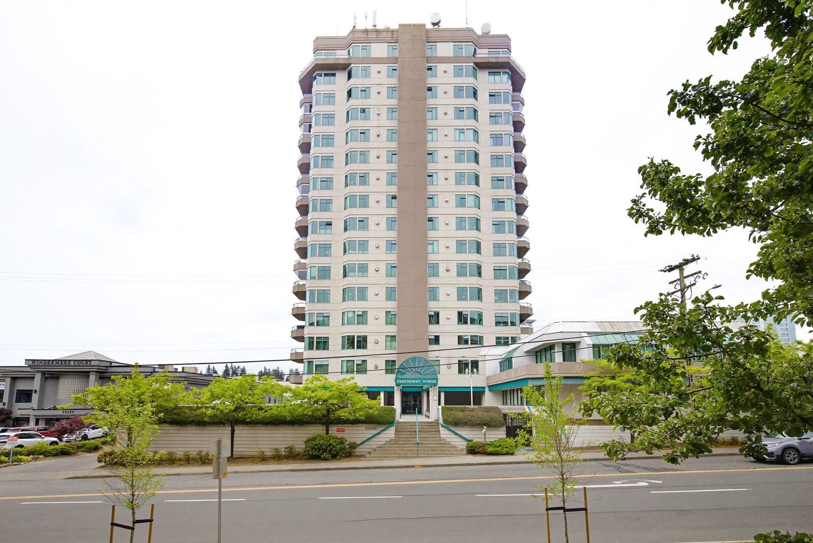 Property Photo:  32440 Simon Avenue 703  BC V2T 5R3 