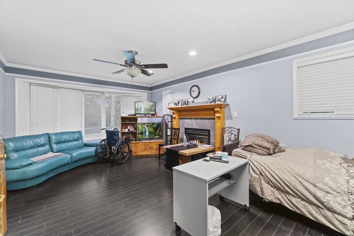Property Photo:  1405 Edinburgh Street  BC V3M 2W3 
