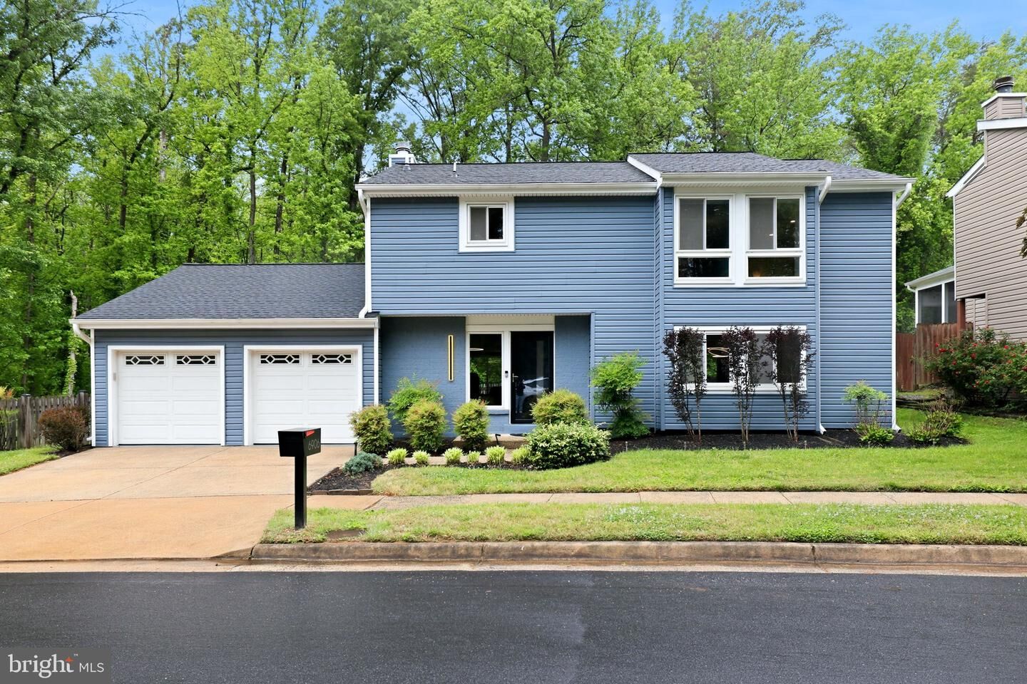 Property Photo:  6906 Deer Run Drive  VA 22306 