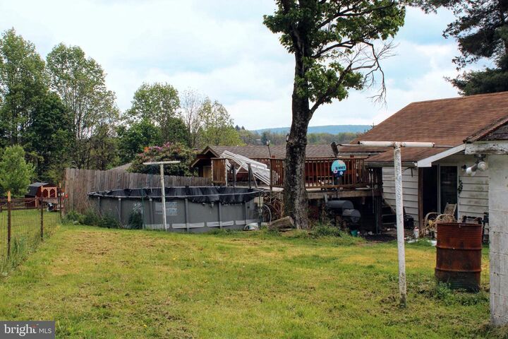 Property Photo:  1928 New Bloomfield Road  PA 17068 