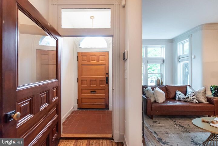 Property Photo:  1120 5th Street NW  DC 20001 