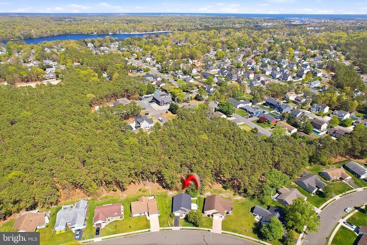 Property Photo:  13 Abbey Court  NJ 08731 