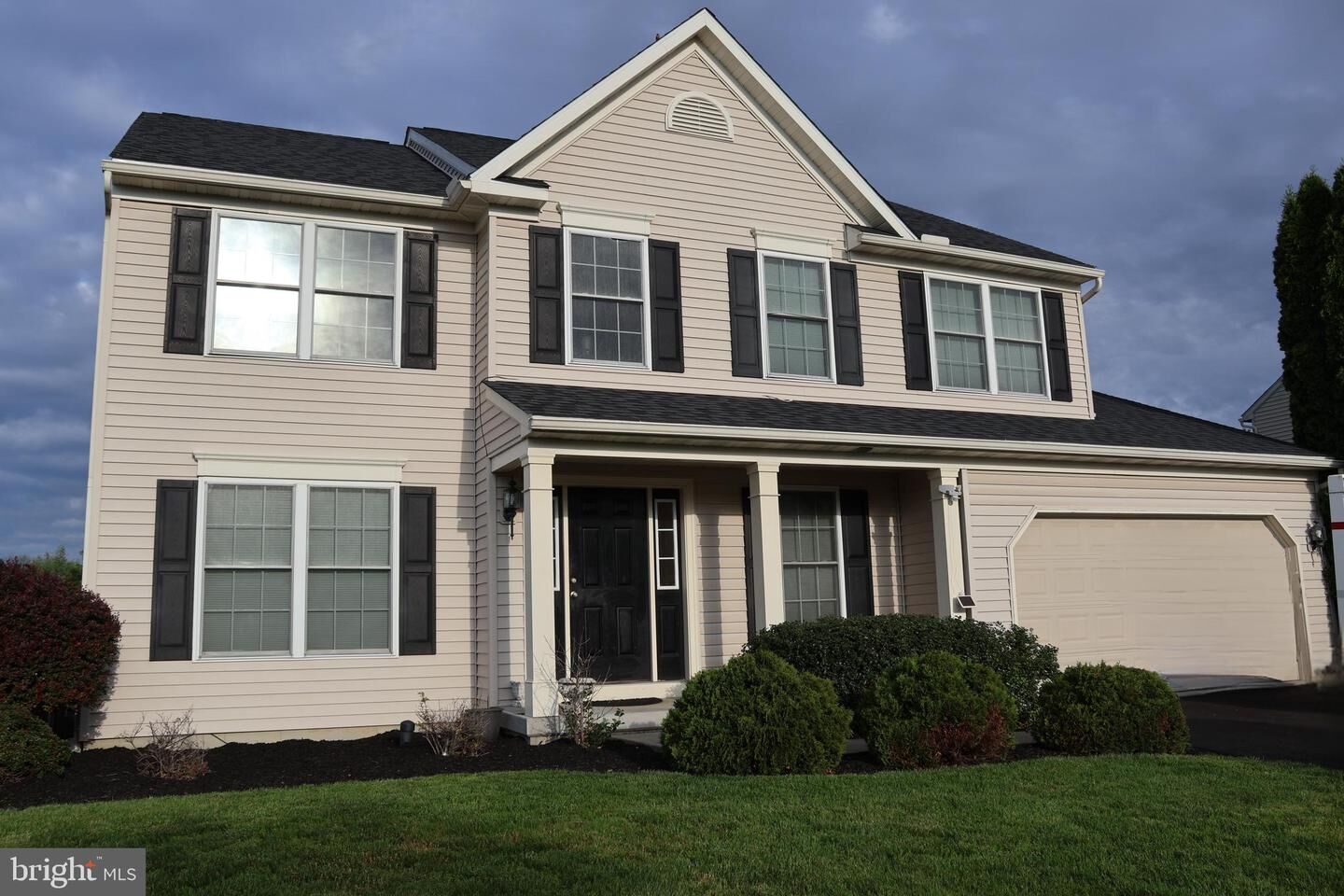 Property Photo:  129 Pickwick Circle  PA 17078 