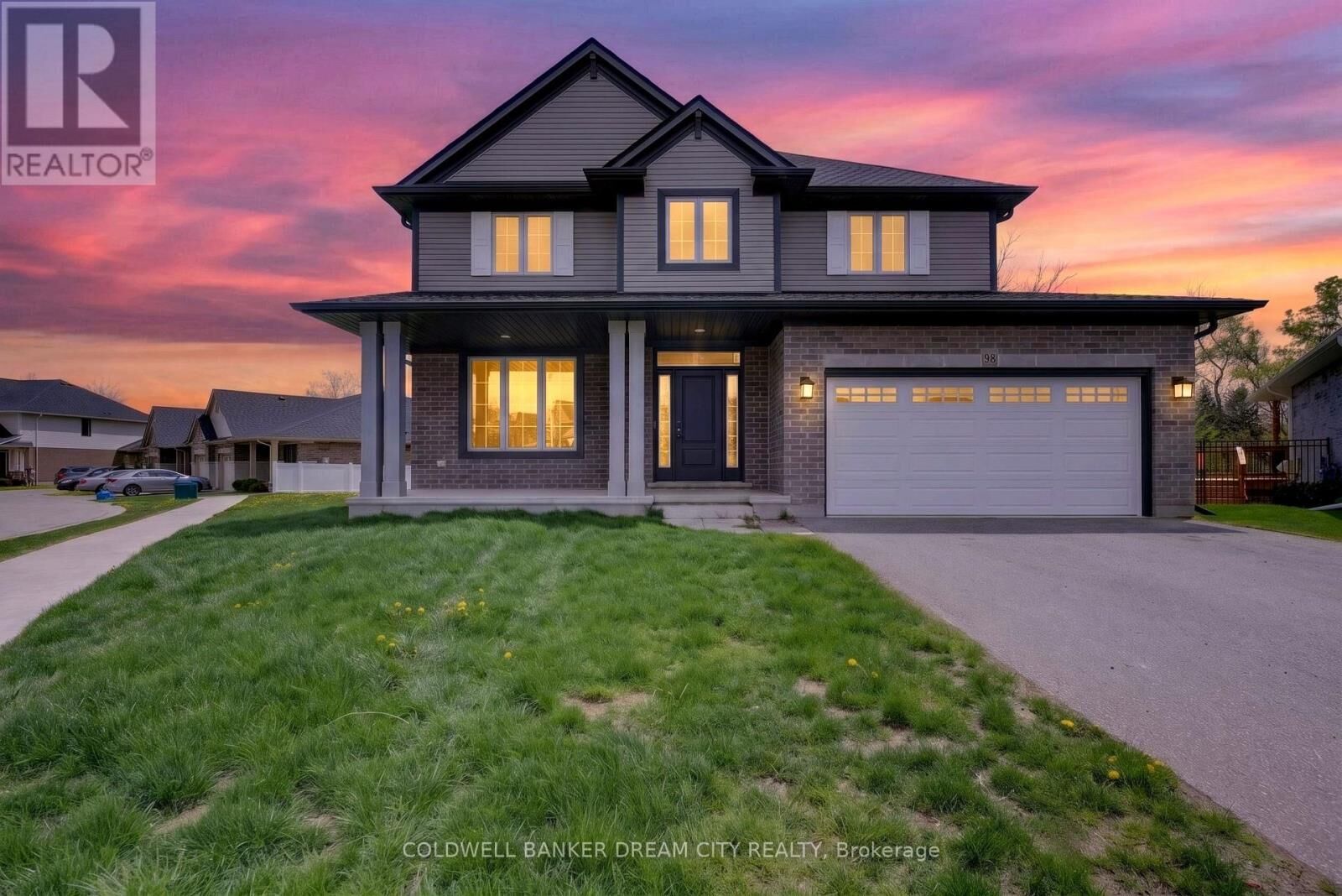 Property Photo:  98 Livingston Drive  ON N4G 0J3 