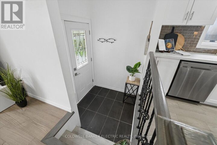 Property Photo:  265 Sunset Boulevard  ON K9H 5L1 