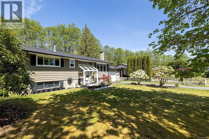Property Photo:  7435 Thunderbird Way  BC V0N 2P0 