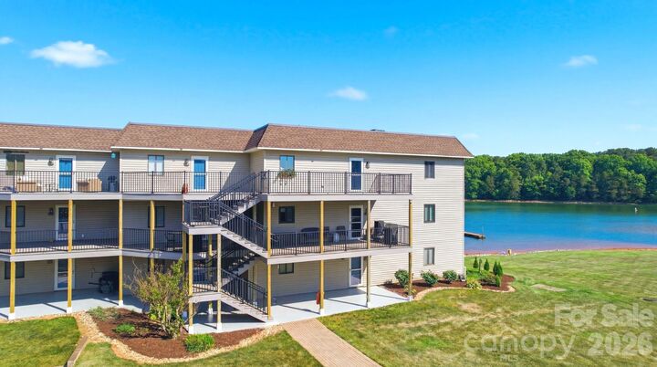 Property Photo:  7831 Spinnaker Bay Drive 301  NC 28673 