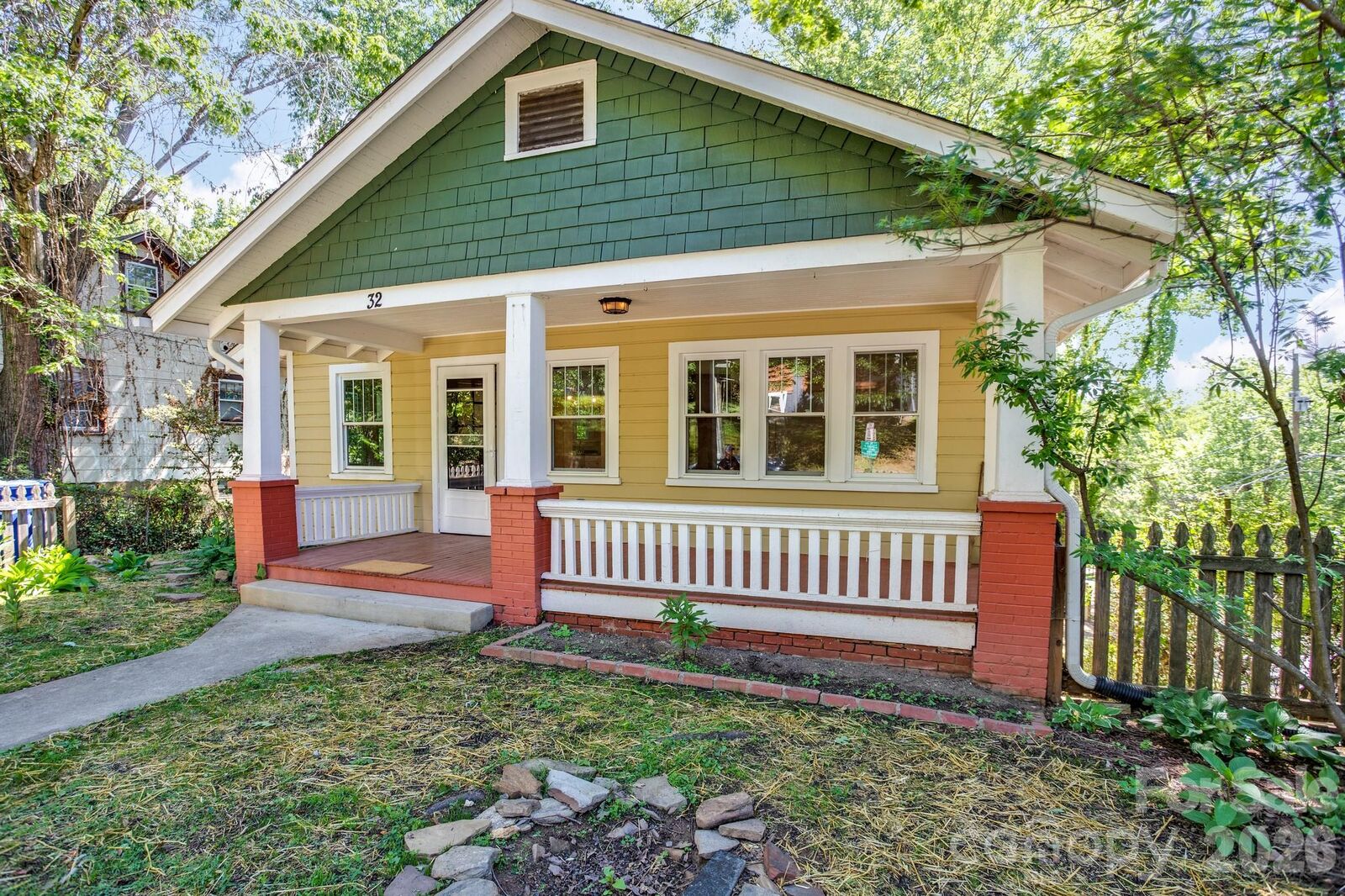 Property Photo:  32 Swannanoa Avenue  NC 28806 