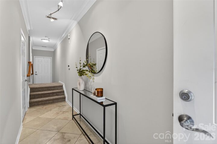 Property Photo:  1508 Walnut View Drive  NC 28208 