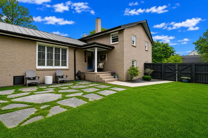 Property Photo:  739 Shamrock Lane  SC 29412 
