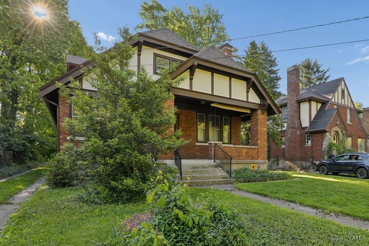 Property Photo:  3204 Boudinot Avenue  OH 45211 