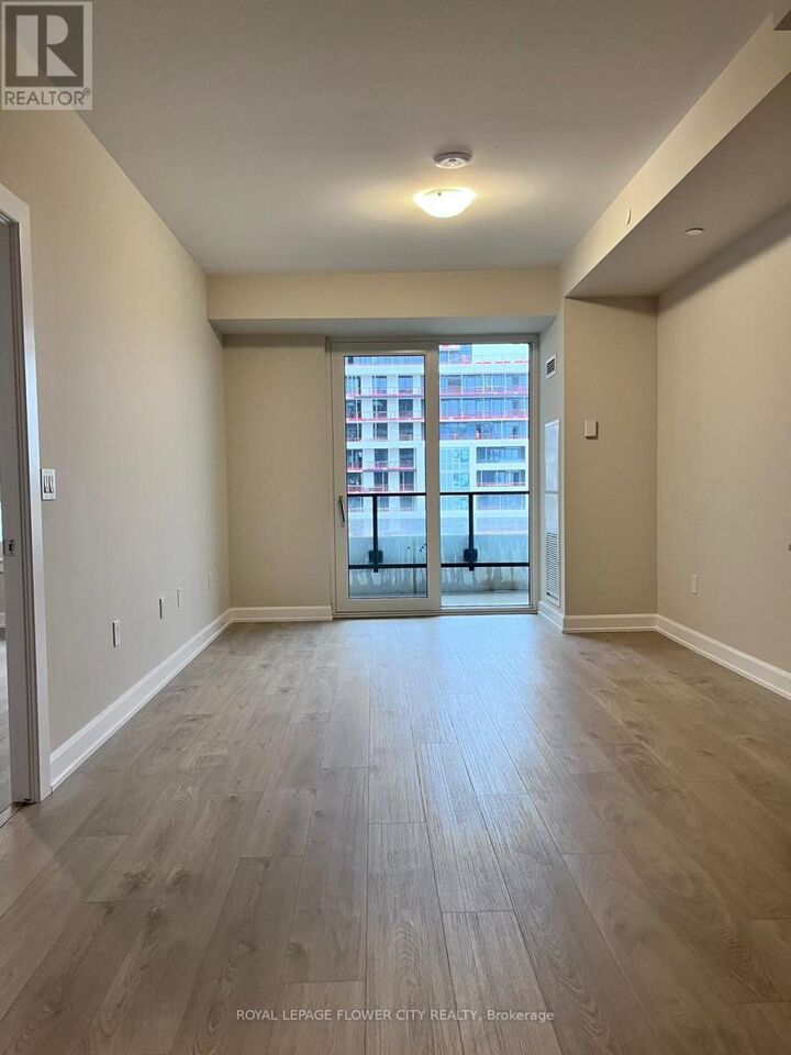 Property Photo:  3200 William Coltson Avenue 403  ON L6H 7W6 
