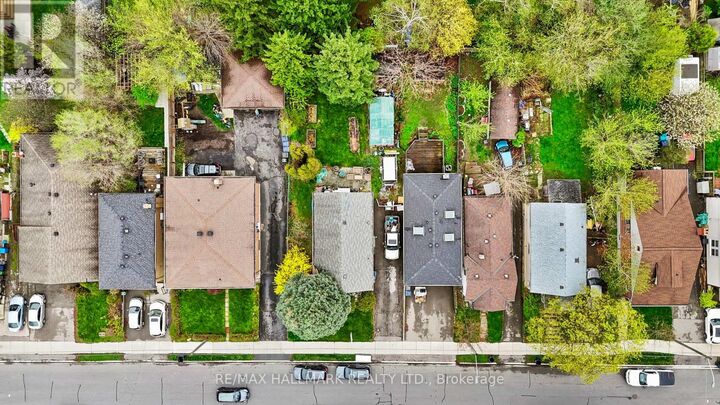 Property Photo:  65 Fortieth Street  ON M8W 3M8 