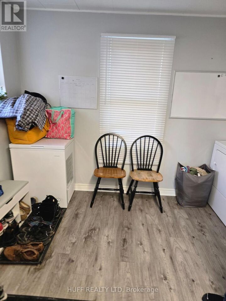 Property Photo:  43 Fourth Street  ON P0J 1H0 